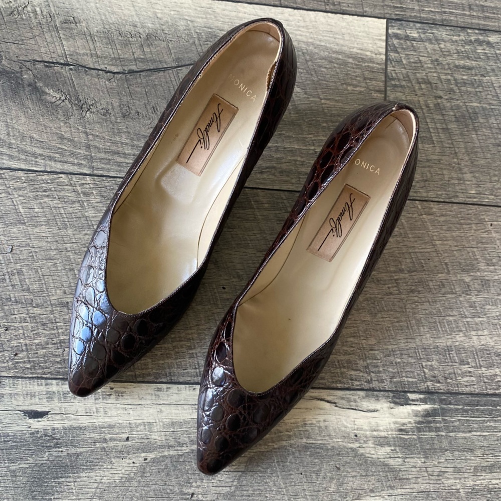 Amalfi Monica Dark Brown Crocodile Pattern Heels Shoes Pumps Size 11AAA Narrow